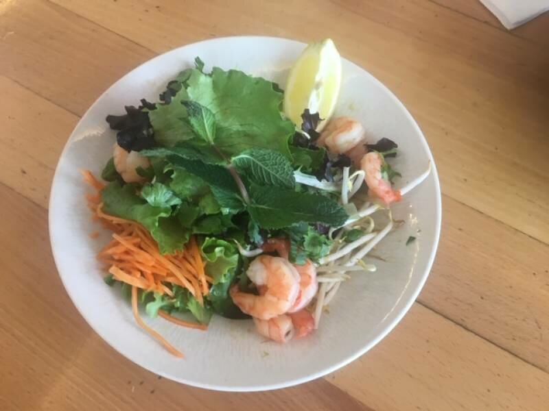 25 / Salade de crevette